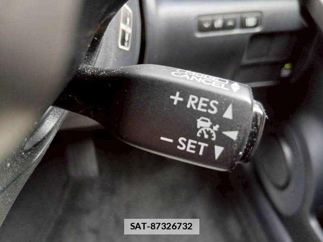 Lexus IS 2015-11 7794798-15