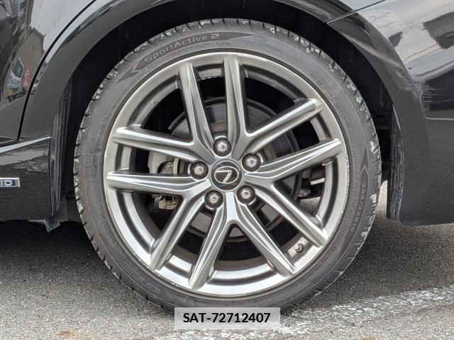 Lexus IS 2014-01 7795328-10