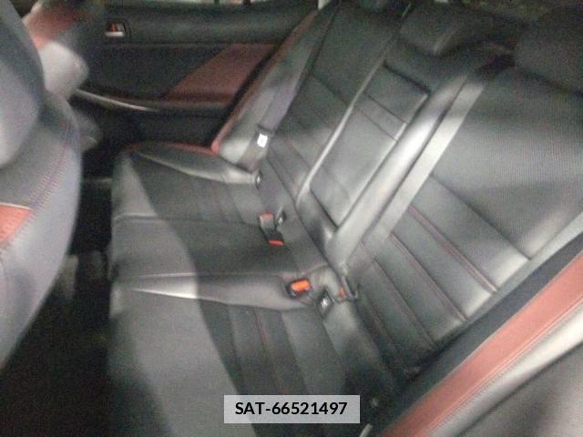 Lexus IS 2016-11 7796140-3