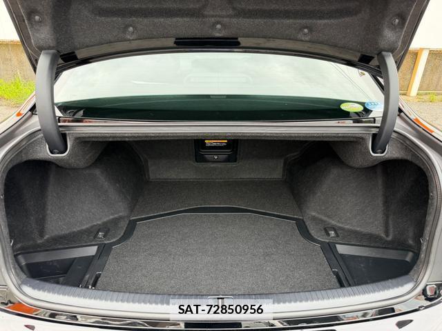 Lexus IS 2011-03 7796979-11