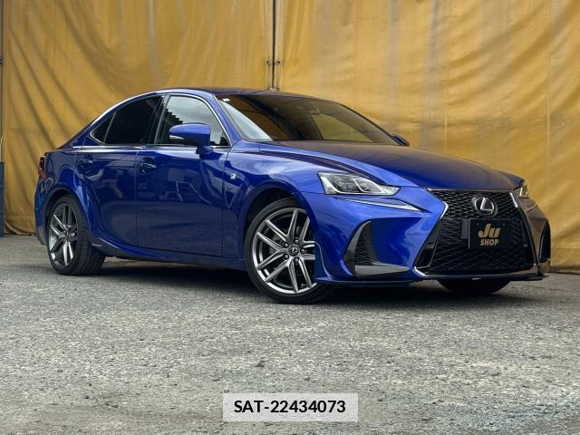 Lexus IS 2016-12 7798754-0