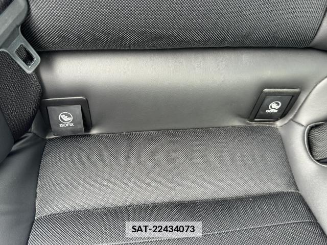 Lexus IS 2016-12 7798754-17