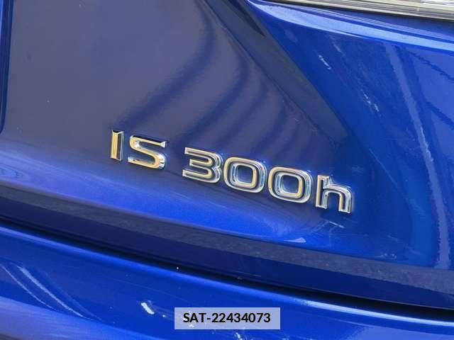 Lexus IS 2016-12 7798754-9