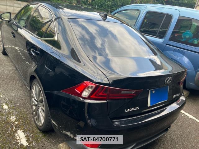 Lexus IS 2013-09 7799711-13