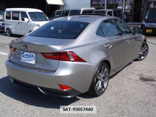 Lexus IS 2014-11 7800974-2