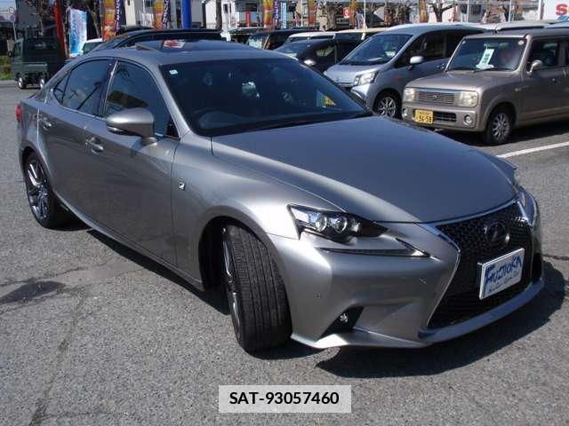 Lexus IS 2014-11 7800974-4