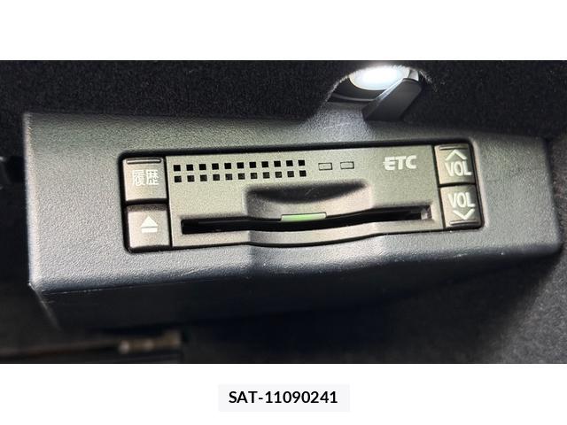 Lexus IS 2006-05 7801016-13