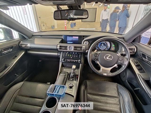 Lexus IS 2013-07 7801494-2