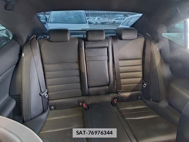 Lexus IS 2013-07 7801494-3