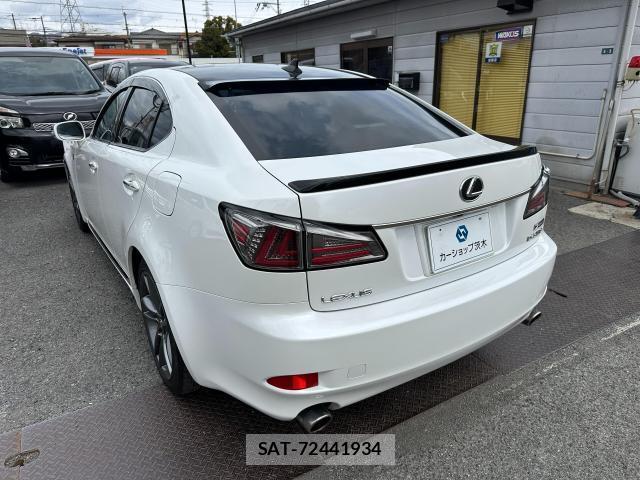 Lexus IS 2011-12 7801661-1