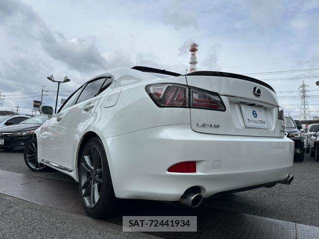 Lexus IS 2011-12 7801661-14