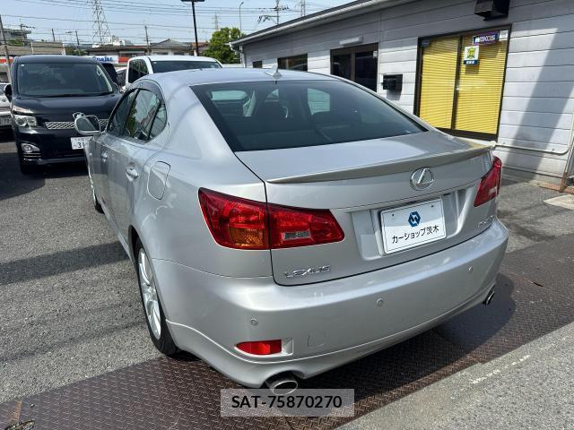 Lexus IS 2005-12 7801670-1