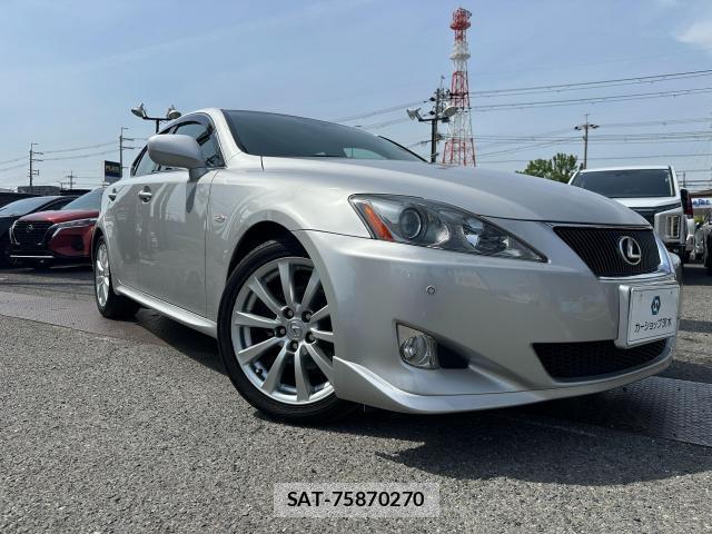 Lexus IS 2005-12 7801670-19