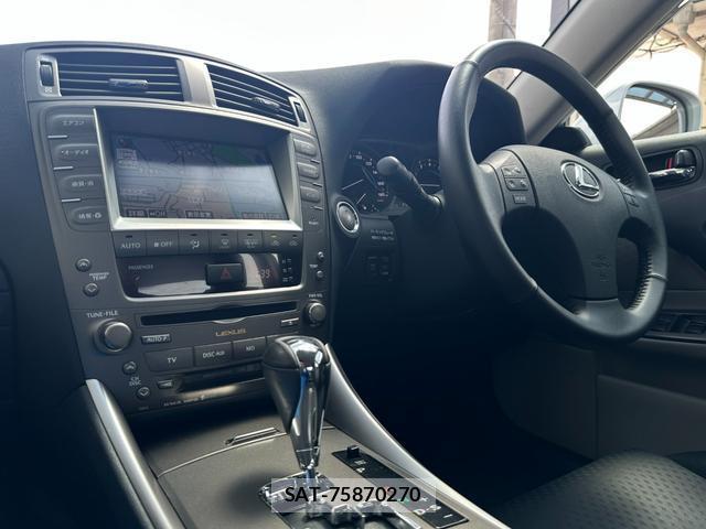 Lexus IS 2005-12 7801670-2