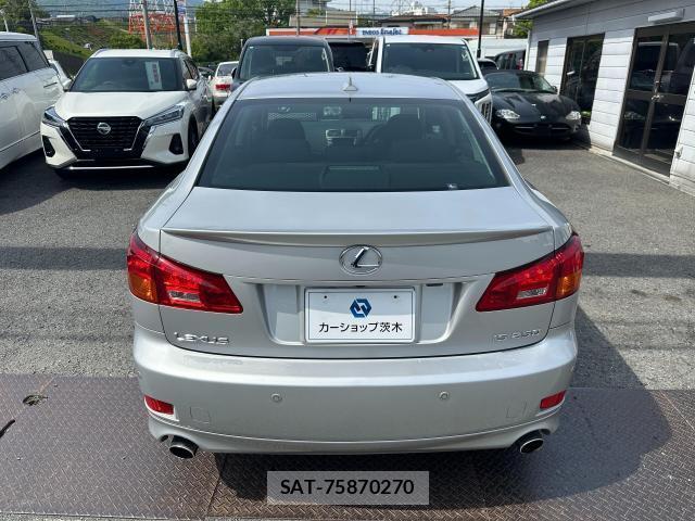 Lexus IS 2005-12 7801670-4