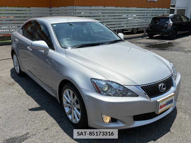 Lexus IS 2008-11 7802641-14