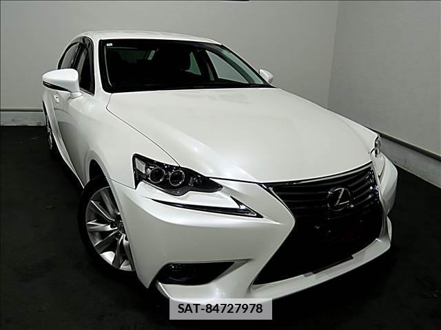 Lexus IS 2014-11 7802840-1