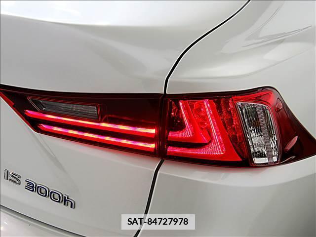 Lexus IS 2014-11 7802840-9