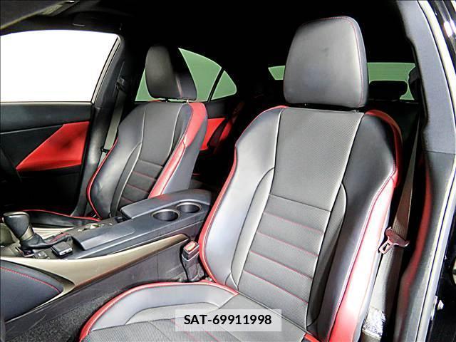 Lexus IS 2015-03 7802874-13