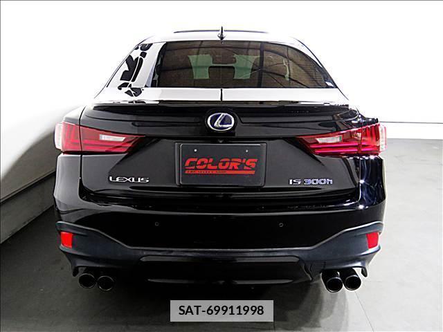 Lexus IS 2015-03 7802874-5