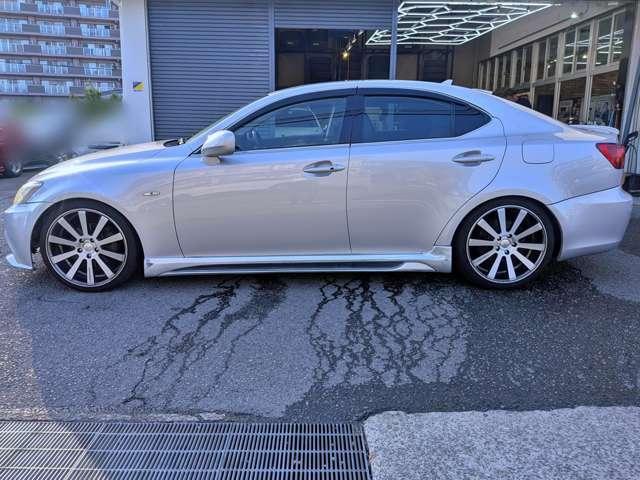 Lexus IS 2007-03 7803079-8