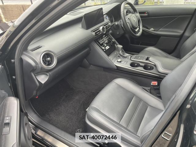 Lexus IS 2022-09 7804020-15