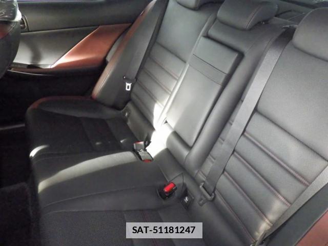 Lexus IS 2017-03 7805774-3