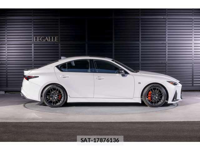 Lexus IS 2024-03 7806041-3
