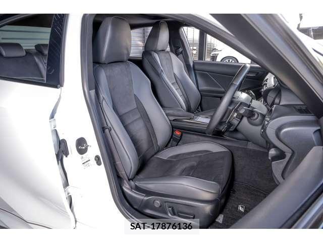 Lexus IS 2024-03 7806041-5
