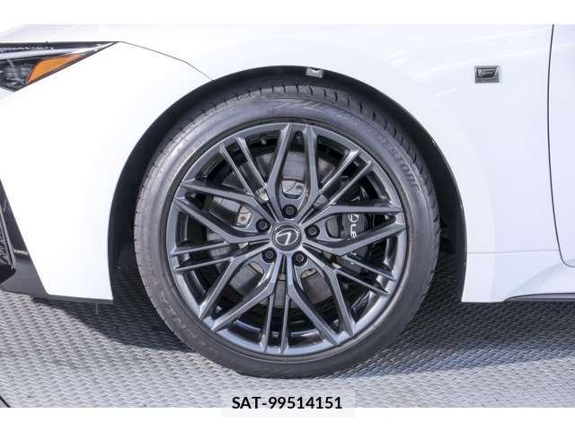 Lexus IS 2024-03 7806050-11