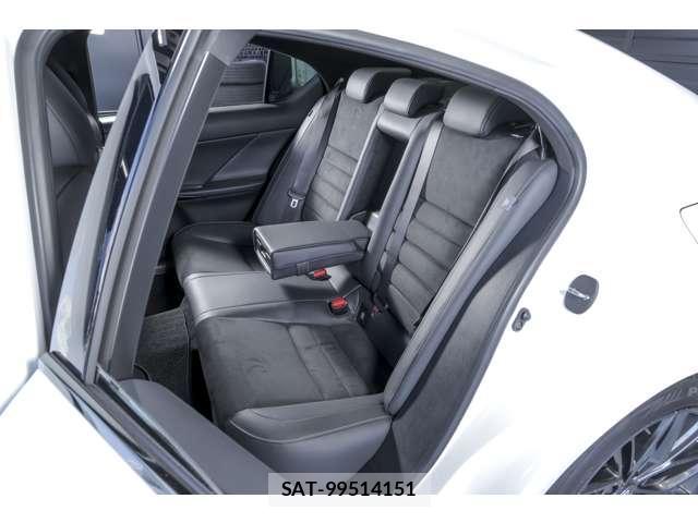 Lexus IS 2024-03 7806050-18