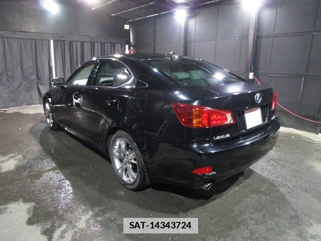 Lexus IS 2008-12 7806166-4