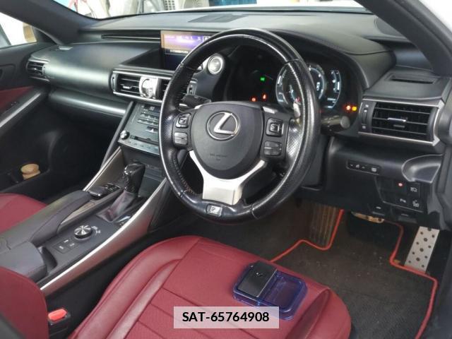 Lexus IS 2016-11 7806807-2