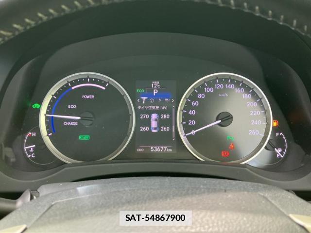 Lexus IS 2015-02 7808337-13
