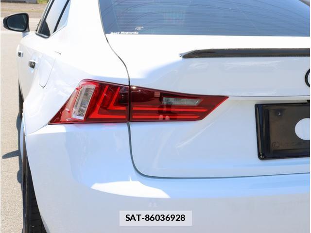 Lexus IS 2015-11 7808689-15