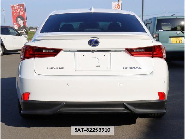 Lexus IS 2014-03 7808694-8