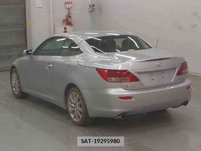 Lexus IS 2011-05 7809153-1