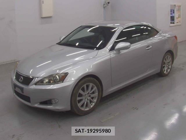 Lexus IS 2011-05 7809153-3