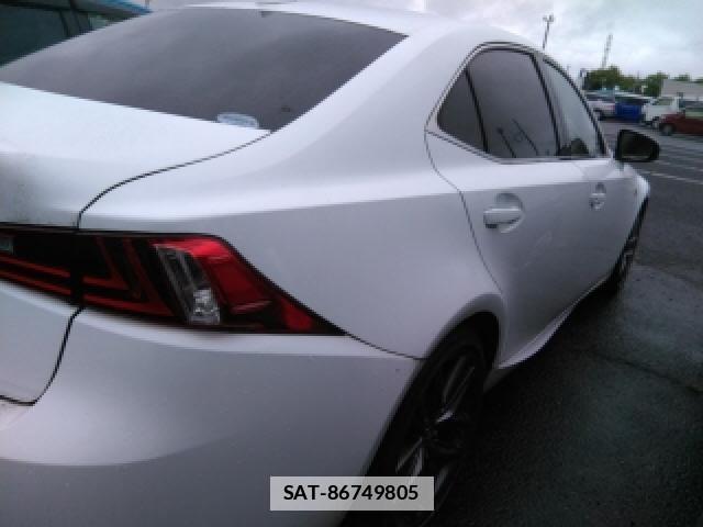 Lexus IS 2013-09 7811168-4