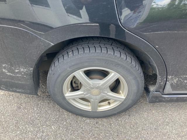 Toyota ISIS 2010-08 7793333-8
