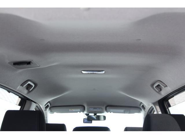 Toyota ISIS 2013-10 7798492-7