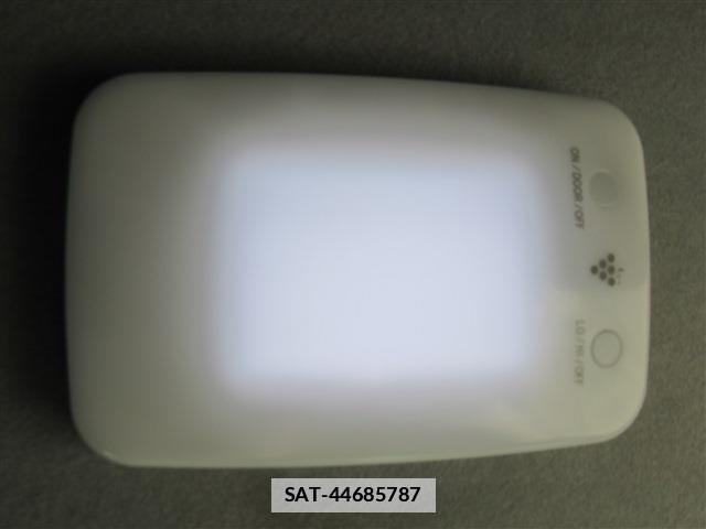 Toyota ISIS 2013-09 7802676-10