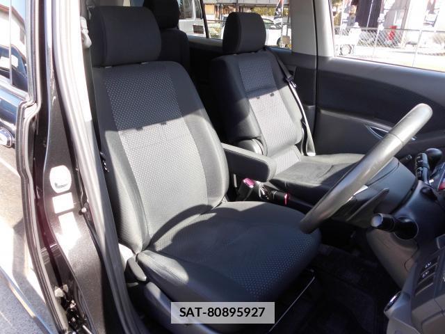Toyota ISIS 2010-10 7804369-19