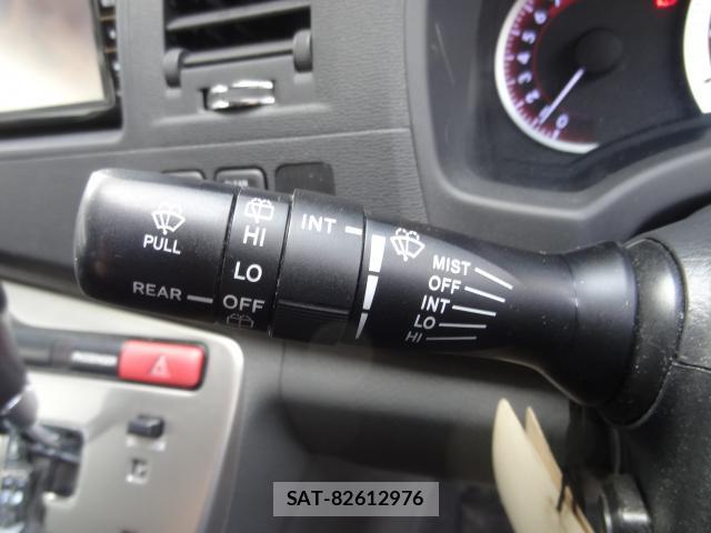 Toyota ISIS 2009-12 7805202-14