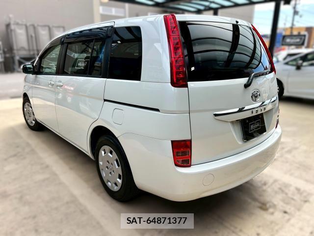 Toyota ISIS 2009-12 7805692-8