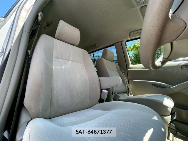 Toyota ISIS 2009-12 7805692-9