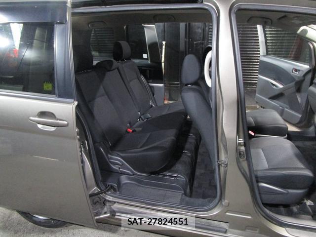 Toyota ISIS 2010-01 7806161-13