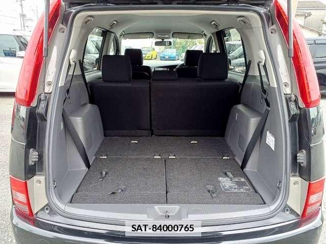 Toyota ISIS 2010-07 7809914-16
