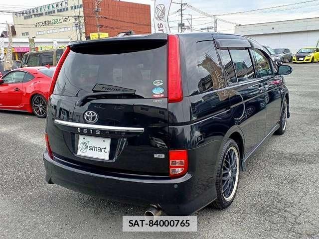 Toyota ISIS 2010-07 7809914-2