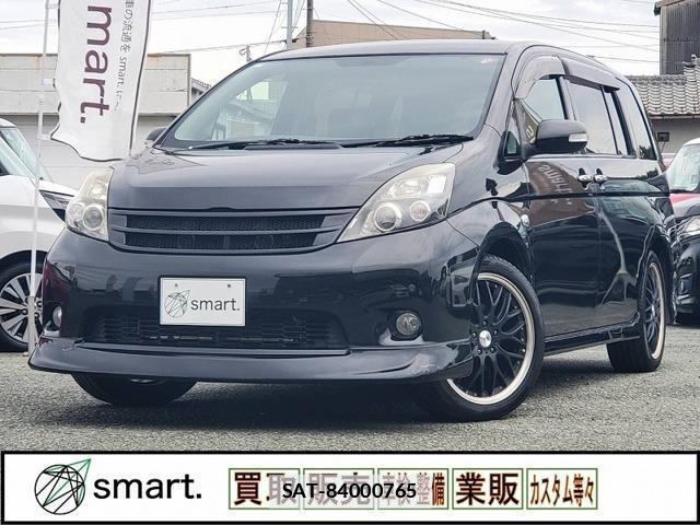 Toyota ISIS 2010-07 7809914-9